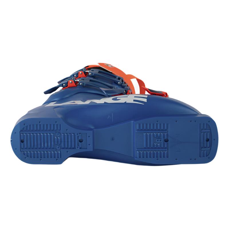The sole of the Lange 110 SC is 1 piece of plastic that helps with performance