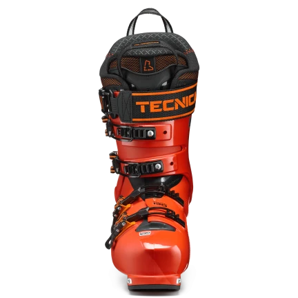 Whether you’re slinging the sticks over your shoulder for a short boot up the ridge or setting out on an all-day mission, the Cochise MV 130 is the go-to boot for freeriders, ski patrollers and high-performance alpine skiers alike who need one boot to do it all, in-bounds and out.