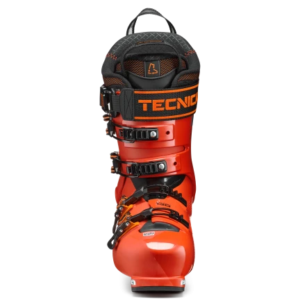 The 45mm powerstrap on the Cochise 130 says Tecnica in black and orange