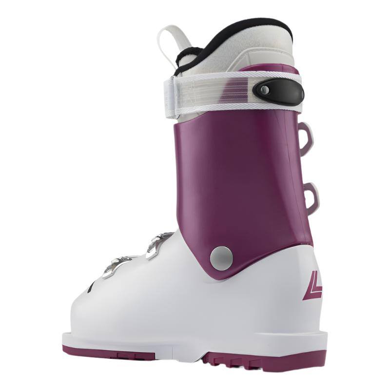 An anatomical shell integrates with our junior-specific liner for an accommodating fit.