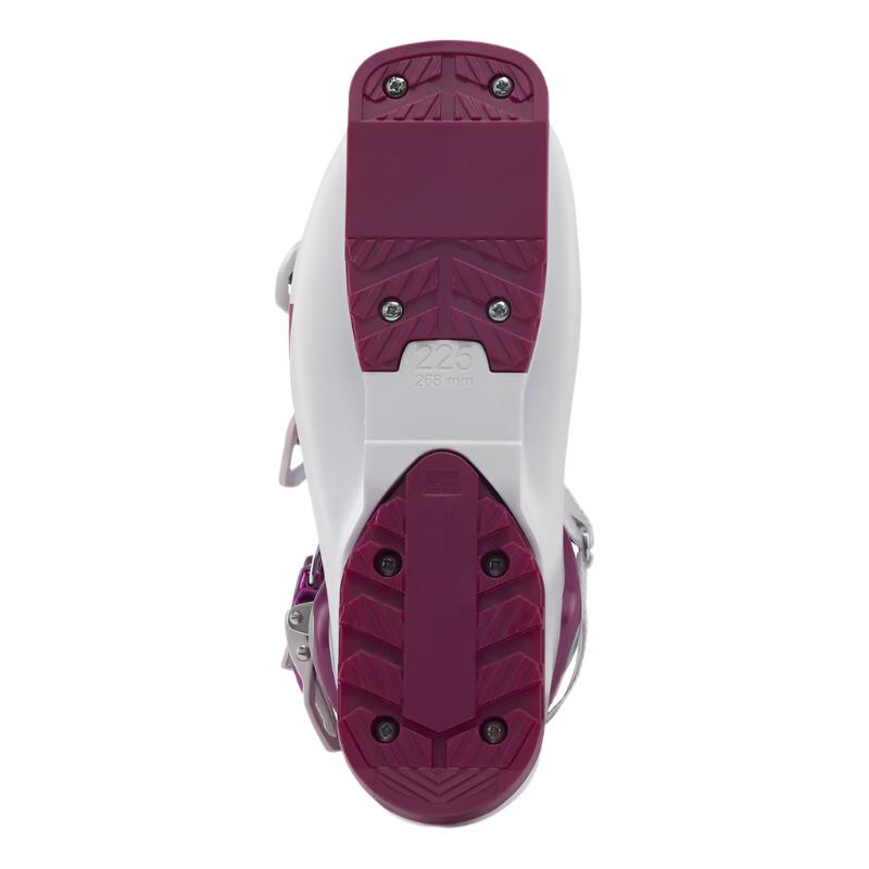 The outsole of this Junior Ski Boot has replaceable toes and heels