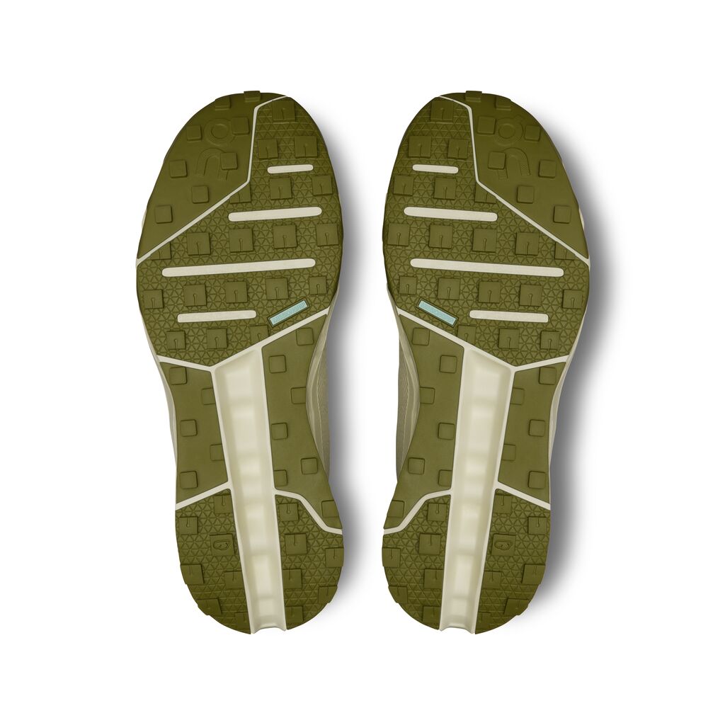 The outsole of the Clouhorizon has lugs that are just enough be great on all trails except the steepest and rockiest