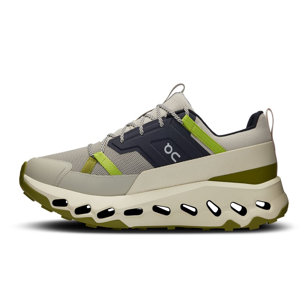 These shoes were made for walking (literally). Optimized for hiking, they feature a thick layer of CloudTec Phase® cushioning to protect against impact and create smooth, rolling strides. Light and stable, they're engineered for maximum comfort in the great outdoors.