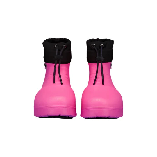 These Fubuki boots have a black pull tab near the cuff to tighten them up